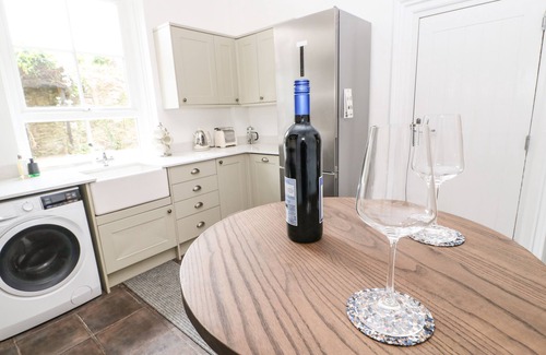 Corbridge Cabaña | TOLL HOUSE, with open fire in Corbridge