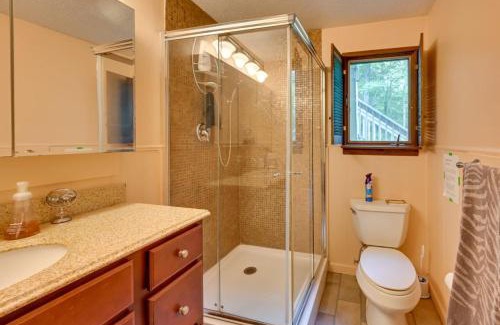 Tolland Casa | Tolland Lake Escape Kayaks Deck and Nature Trails