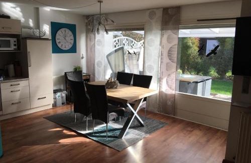 Nordseebad Burhave Casa | Tolles Ferienhaus in Burhave mit Grill, Terrasse und Garten