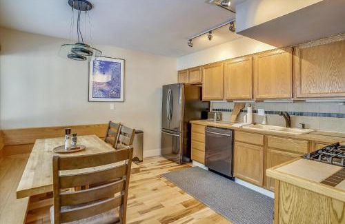 Stowe Area Casa | Tollhouse 10B