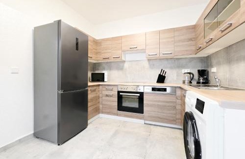 Hardterbroich-Pesch Apartamento | Tolstov Apartments - 3 Room Apartment - Parking - 30 Min Messe DUS