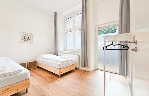 Hochfeld Apartamento | Tolstov Apartments - 2 Zimmer Wohnung mit Terrasse - 25 Min Messe DUS