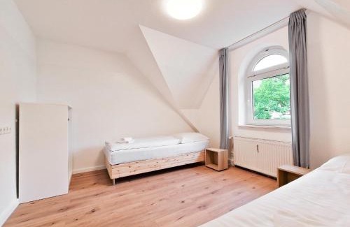 Alt-Hamborn Apartamento | Tolstov Apartments - 3 and 4 Room Apartments