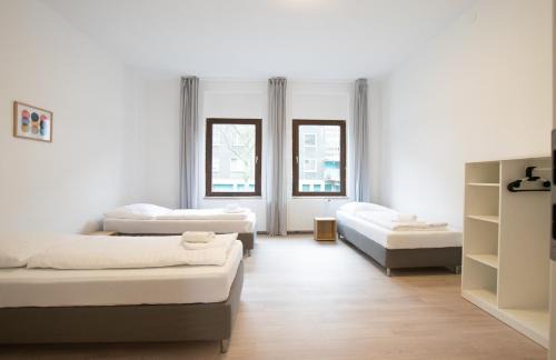 Neuenkamp Apartamento | Tolstov Apartments - 4 Room Apartments - 30 Min Messe DUS
