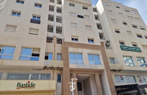 Centre Urbain Nord Apartamento | Tom II Expresse Médical