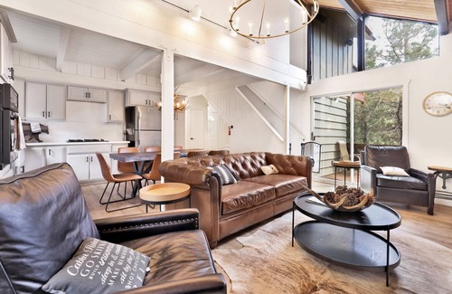 Upper Moonridge Cabina | Tomeny Cabin #2338
