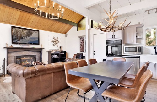 Upper Moonridge Cabina | Tomeny Cabin #2338