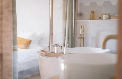 Chateau Cama Y Desayuno | Tomette Singulière