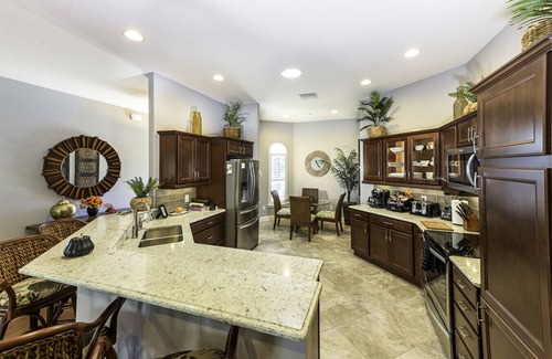 Fruitland Park Casa | Tommy Bahama Themed Designer Home