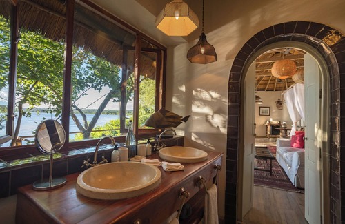 Simonga Cabina | Tongabezi Lodge