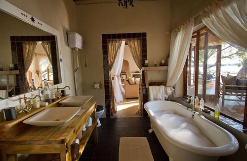 Simonga Cabina | Tongabezi Lodge