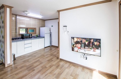 Mulgae Casa | Tongyeong Chuckpo Sunshine Pension