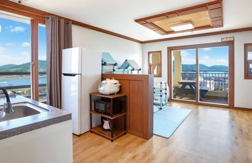 Pinari-gol Casa | Tongyeong Haeorum Kids Pension