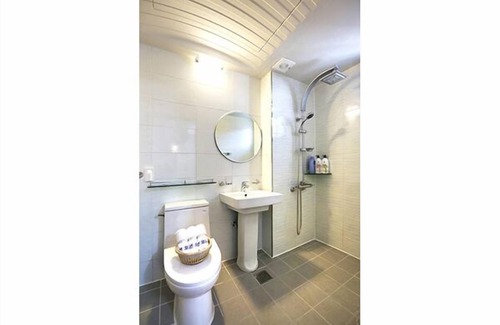 Sanyang-eup Condominio | Tongyeong Monami Pension