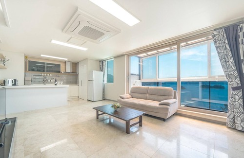 Asa Casa | Tongyoung Sagaejeol Pension
