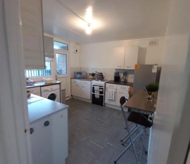 Derby Apartamento | Toni's Hub - 2 bed City Centre Apartment