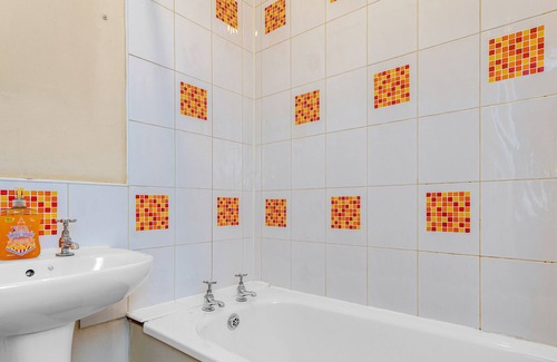 Leith Casa | Tony Asga - Jasmine Apartment