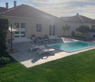 Zadar Villa | Tony's house in garden