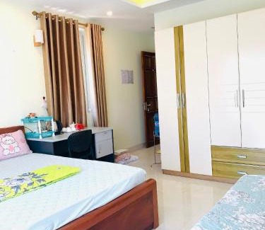 Hue Casa | Tonys House