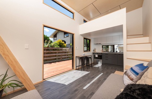 Mount Maunganui Casa | Toodle's Cozy Loft Hideaway