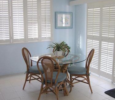 Toowoon Bay Villa | Toowoon Beach View 3br Villa 4 just steps to beach