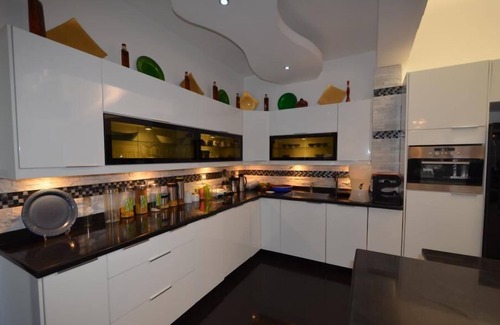 Villas Ana Maria Villa | Villa de lujo de primera clase con piscina en el corazón de Sosua, 7 dormitorios / 7 baños