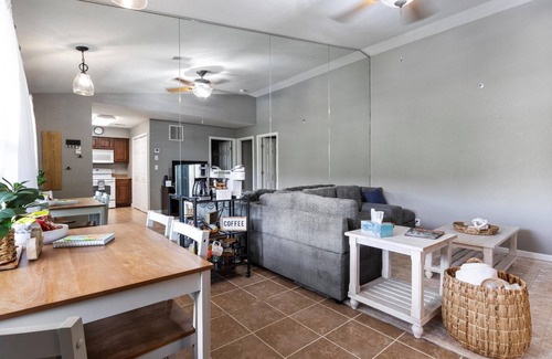 Lakeland Condominio | Top Floor 2Bd 2Bath Condo at Lighthouse Landing!