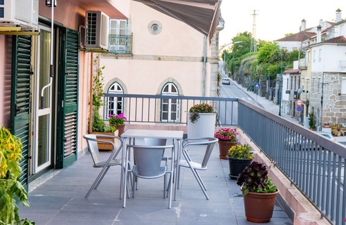 Santa Comba Dao Apartamento | Top floor apartment with incredible outdoor space