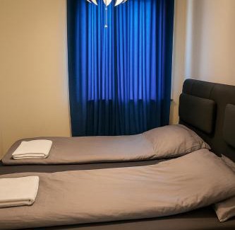 Gamle Oslo Apartamento | Top floor Helsfyr city central apartment