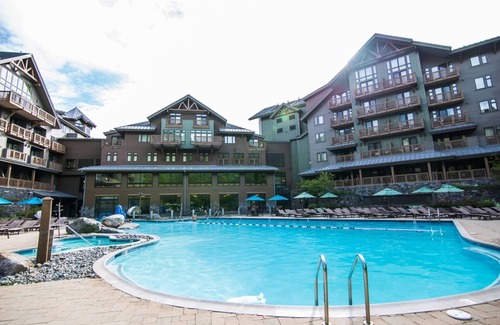 Stowe Area Apartamento | Top Floor Studio, North Wing, Lodge @ Spruce Peak