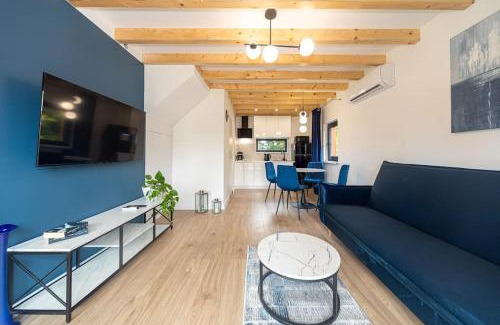 Kolczewo Casa | TOP house with private HOT TUB-near sea, lakes and forest