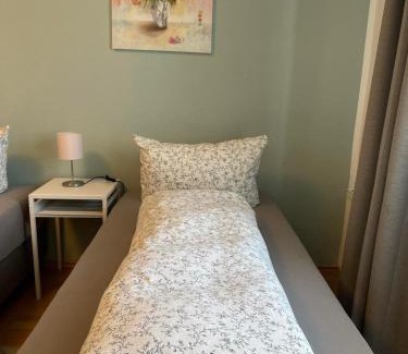Rostock Apartamento | TOP LAGE 2 Zimmerwohnung mit Balkon und bester Aussicht in OG 2 links