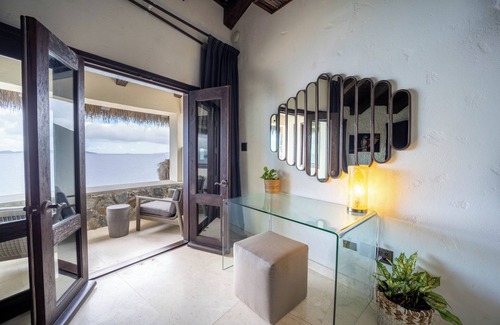 East End Apartamento | Top‑Level Sunrise View Suite in BVI