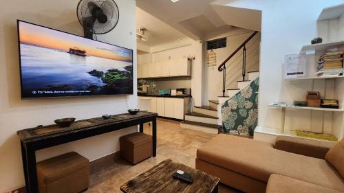 Old Quarter Casa | Top Location 3-4-5 Bedrooms House in Centre of Ha Noi - Clean, Cozy and Private - THE TOURNESOL