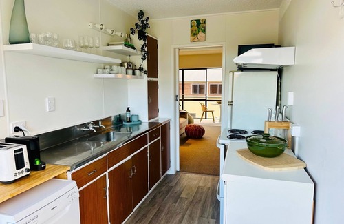 Mount Maunganui Apartamento | Top location! Self-check-in studio apartment 2 dble beds & sofa bed by the Mount