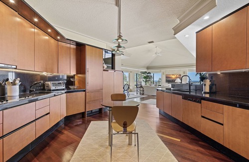 Coronado Shores Casa | Top Luxury Home in NSB! Pool, Hot Tub, Beach Boardwalk, Mini Gym,