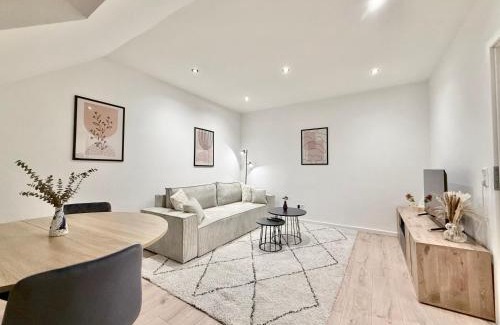 Neheim Apartamento | TOP! Neu saniertes Apartment "Anton", direkt am Ruhrtalradweg in Arnsberg - Neheim