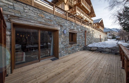 Saint-Sorlin-d'Arves Apartamento | Top of the range flat with a large terrace in the heart of the village - sleeps 6