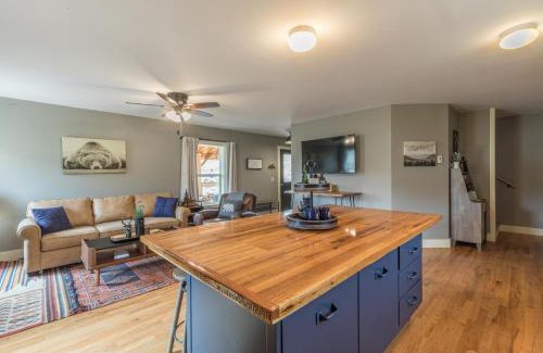 Creede Casa | Top of the Town