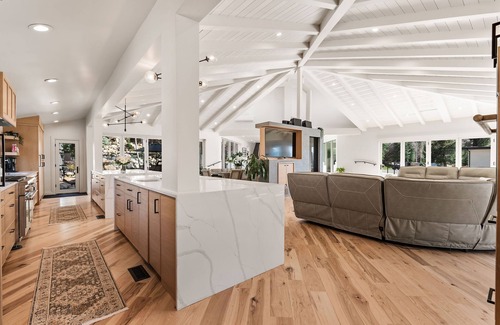 Olympus Cove Casa | Top Olympus Luxury Estate Spa+Pool+Pickleball+more by RedAwning