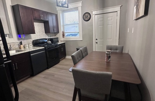 St. Louis Apartamento | TOP RATED! FANTASTIC LOCATION! St. Louis near Delmar LOOP, WASHU, Forest Park!!!