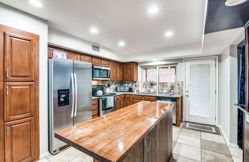 Mesquite Casa | Top Rated~Pool~Comfy~Central Location
