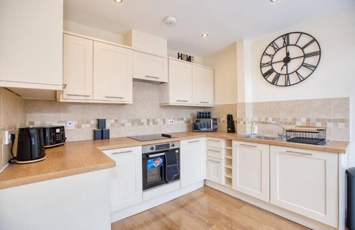 Bridgwater Casa | Top-Spec & Sublime - City Centre - Newbuild - 5*