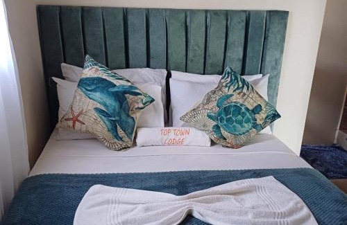 Mnquma Cama Y Desayuno | TOP TOWN LODGE