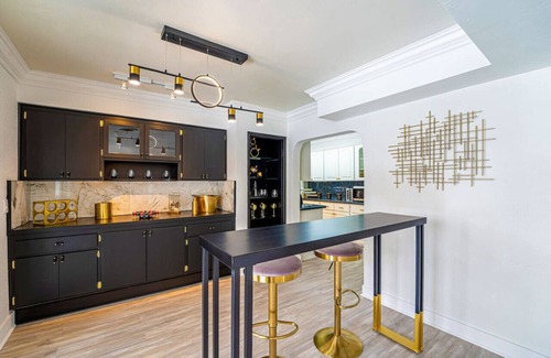 Pembroke Pines Villa | Top Villa w/ Game Room Hot Tub & Htd Pool Near Beach