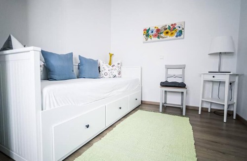 Nordwest Apartamento | ►Top Wohnung Nähe Porsche, Flughafen, Messe & BMW◄