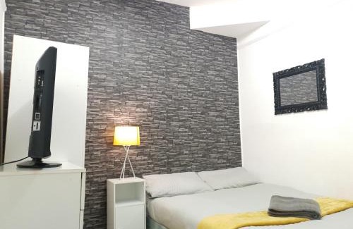 Huddersfield Casa | TOPAZ TOWN HOUSE No 36