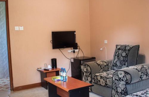 Nakuru Hotel | Topcliff Lodge