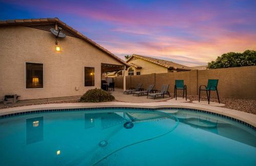 Dave Brown Utopia Casa | Topeka Tops