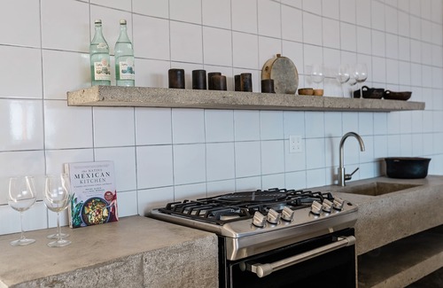 El Pescadero Hotel | Topia Sunset Suite